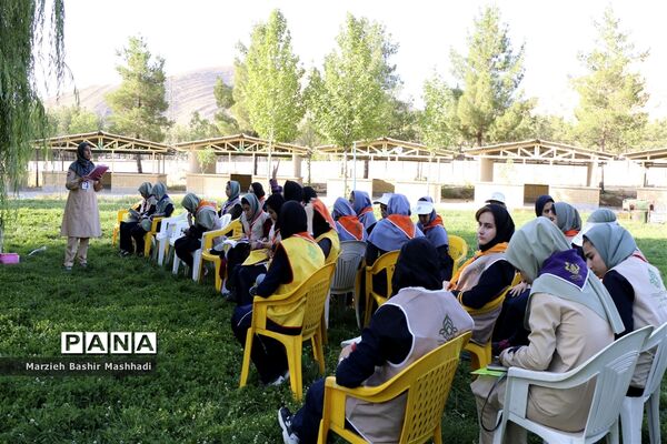 نخستین روز از اردوی استانی دختران پیشتاز فارس