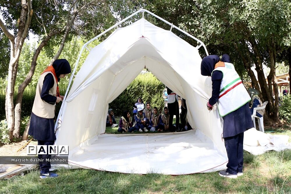 گرمای تابستان و شور و هیجان اردو