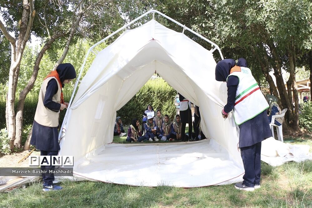 گرمای تابستان و شور و هیجان اردو
