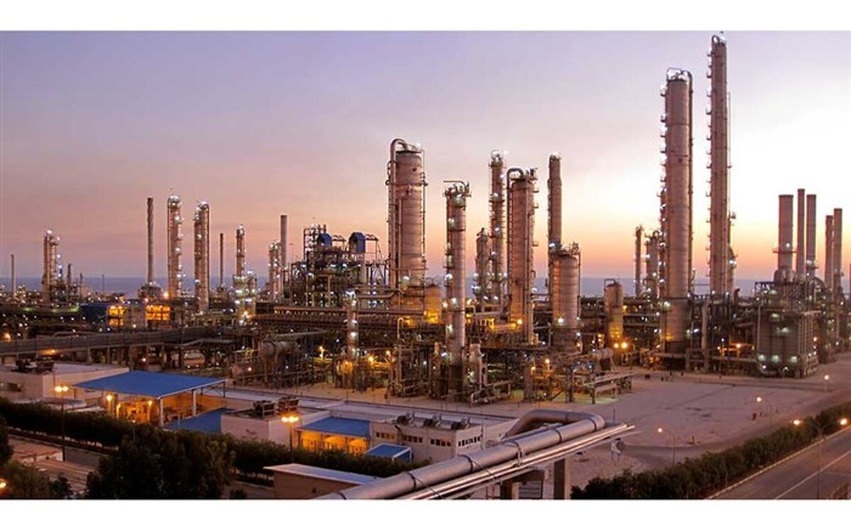 ۳ میلیارد دلار محصولات پتروشیمی تا پایان خرداد ۹۷ صادر شد