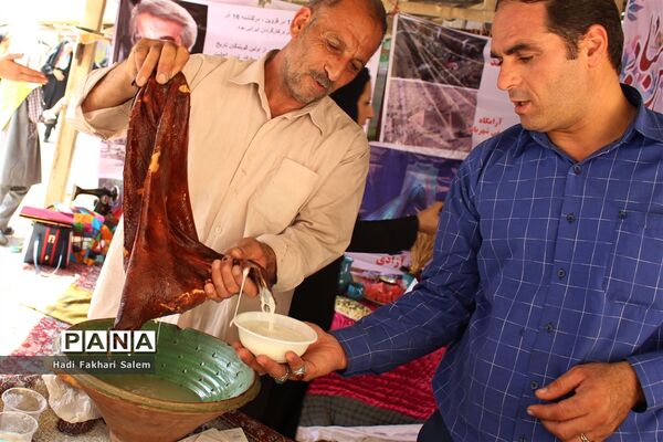 نمایشگاه طرح های برگزیده ابتدایی و کارگاه‌های آموزشی ایران شناسی