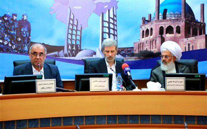 وزیر دفاع: ایران تسلیم فشارهای دشمنان نمی شود