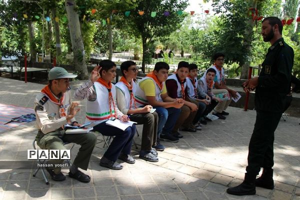 پیش اروی پیشتازان پسر قم در اردگاه ملا صدرا کهک برگزار شد