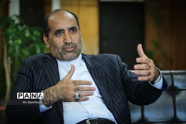 گفت‌وگوی اختصاصی  پانا با رئیس سازمان مدارس خارج از کشور