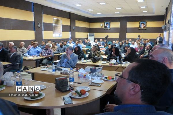 نشست مشترک هیئت‌های ورزشی شهرستان فیروزکوه