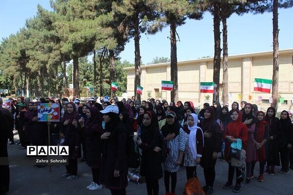 اردوی امید و نشاط دانش‌آموزان اسلامشهر در اردوگاه شهید‌منتظری شهریار
