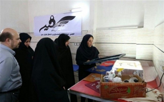 مدیرکل دفتر امور اجتماعی و فرهنگی استانداری قزوین :  اشتغال اساسی‌ترین نیاز اقشار آسیب‌پذیر است