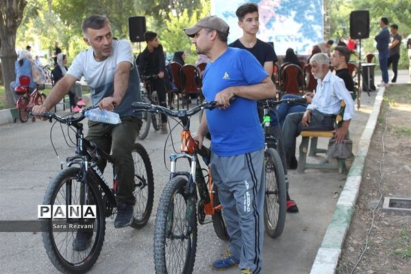 همایش هفتگی یک روز بدون خودرو در اسلامشهر