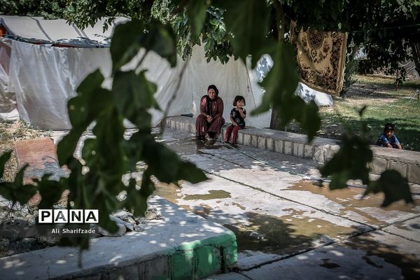 نجات‌یافته‌گان زلزله کرمانشاه