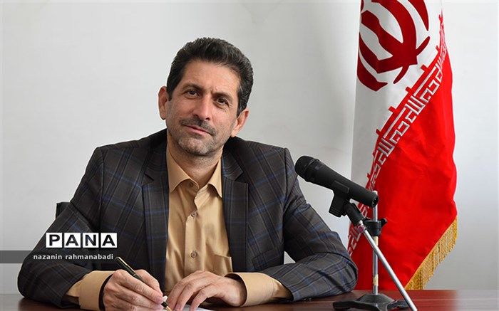 وظیفه اصلی همه ما تسهیل تحصیل دانش‌آموزان است