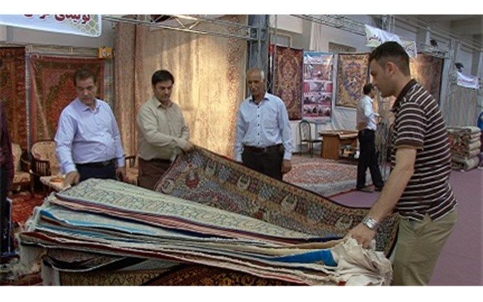 آغاز بکار نمایشگاه فرش ابریشم در مراغه