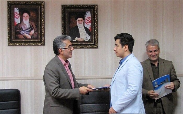 از حائزین رتبه های کشوری کنگره پرسش مهر ریاست محترم جمهور تقدیر شد