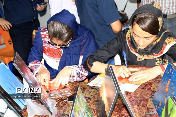 نمایشگاه مهارت‌آموزی در بوستان ملل ساری