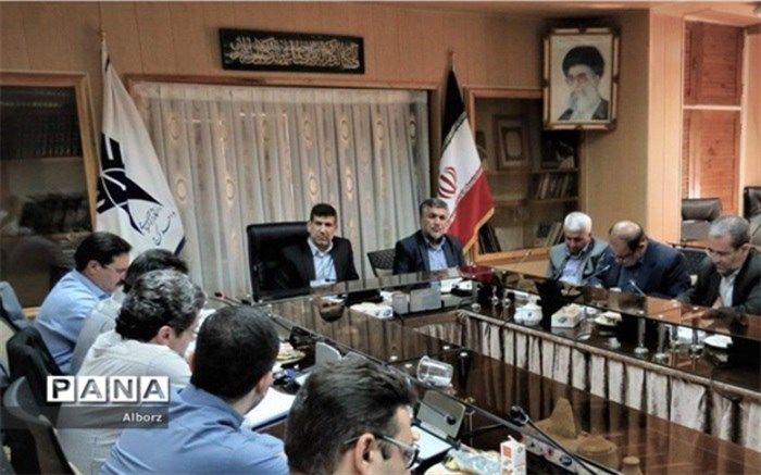 حرکت از آموزش محوری به سوی پژوهش محوری در دستور کار دانشگاه آزاد قرار گرفت