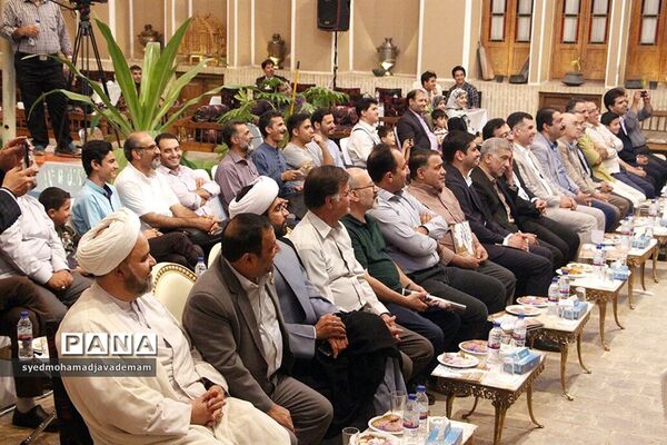 اختتامیه جشنواره ملی آیات خط در استان یزد