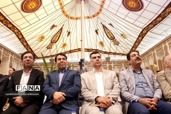 اختتامیه جشنواره ملی آیات خط در استان یزد