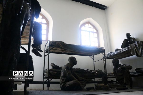 بازدید پیشتازان از باغ موزه قصر