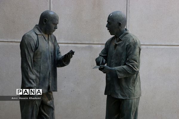 بازدید دانش آموزان پیشتاز هشتمین اردوی ملی از باغ موزه قصر