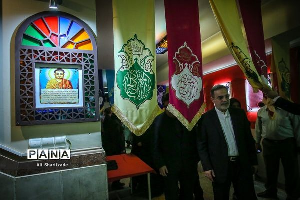 بازدید وزیر آموزش و پرورش از دبیرستان دخترانه متوسطه حضرت ولی عصر(مجری طرح ایران مهارت)