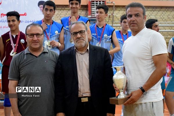 قهرمانی تیم  والیبال‌ البرز در سی‌و‌پنجمین دوره مسابقات دانش‌آموزی کشور