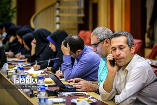 نشست خبری وزیر علوم، تحقیقات و فناوری