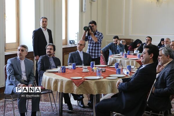 نشست وزارت امور خارجه با اصحاب رسانه به مناسبت روز خبرنگار