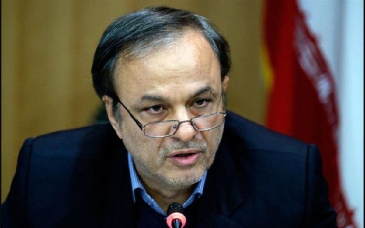 استاندار پیشین کرمان : شایعه فرار من از کشور شیطنت رسانه‌ای است