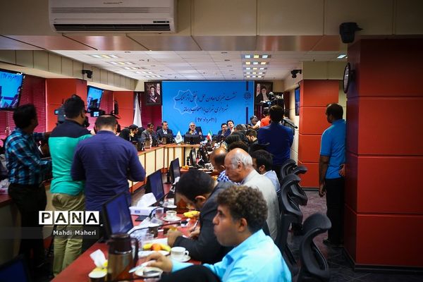 نشست خبری معاون حمل و نقل و ترافیک شهردار تهران با اصحاب رسانه