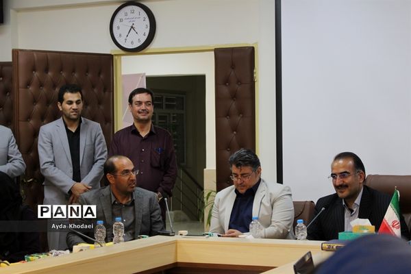 آیین تجلیل از خبرنگاران فعال حوزه آموزش و پرورش البرز