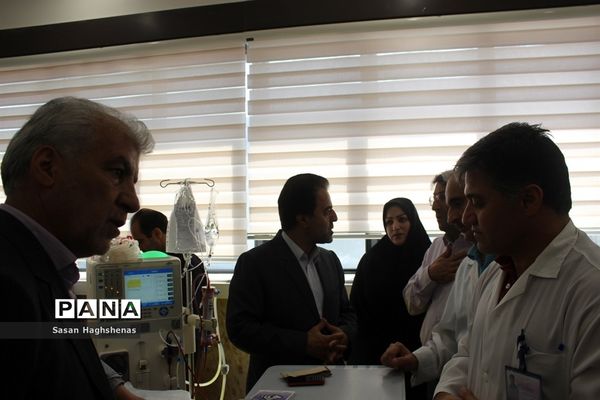 بازدید نماینده مجلس شورای اسلامی از پروژه های عمرانی، درمانی شهرک واوان در اسلامشهر