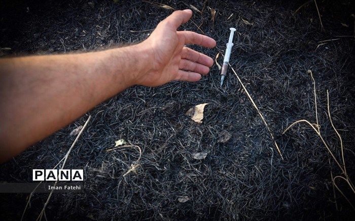 ۵ علت گرایش افراد به مواد اعتیادآور