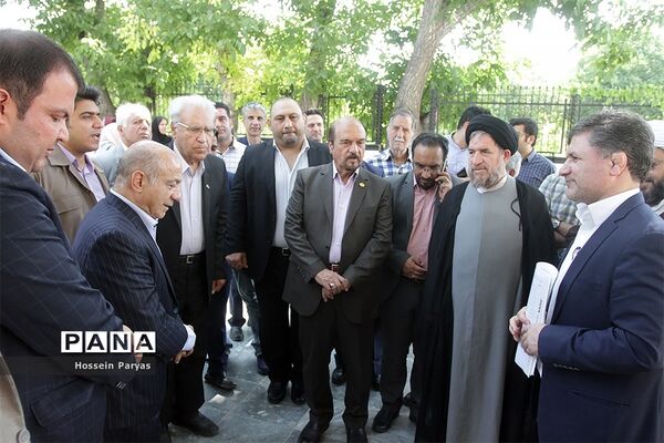 نشست هم‌اندیشی با خبرنگاران حوزه خیرین مدرسه ساز