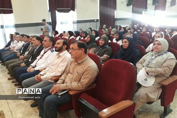 آیین افتتاحیه پیش اردوی پیشتازان دختر استان کرمانشاه