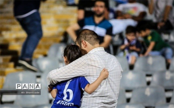 مهدی دادرس: زن‌ها به ورزشگاه بیایند بسیاری از ناهنجاری‌ها تمام می‌شود