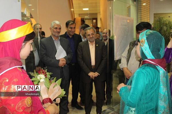 همایش تجلیل از برگزیدگان هجدهمین پرسش مهر ریاست جمهوری درکهگیلویه و بویراحمد