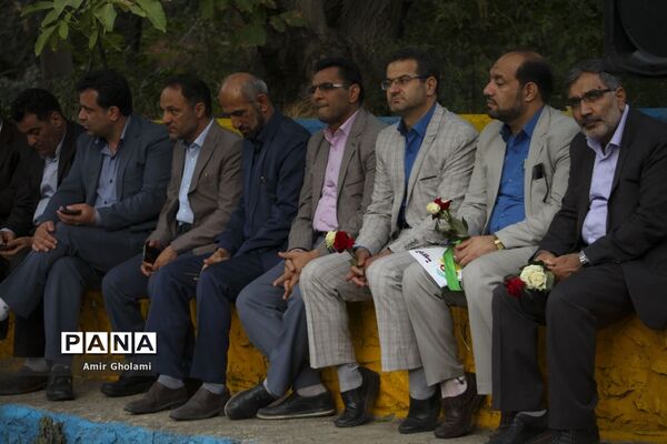 آیین استقبال دانش‌آموزان دختر شرکت‌کننده در سی و ششمین جشنواره فرهنگی، هنری سراسر کشور
