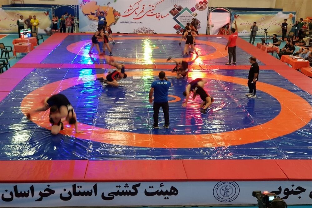 مسابقات  کشتی خردسالان قهرمانی کشور