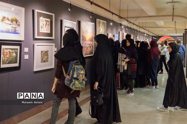 آیین گشایش نمایشگاه هنرهای دستی تجسمی دانش آموزان دختر سراسر کشور