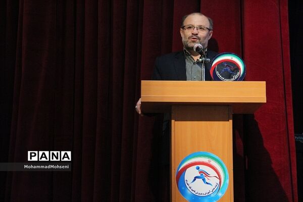 مراسم تجلیل از قهرمانان و مدال آوران آموزش و پرورش ناحیه 1 ری