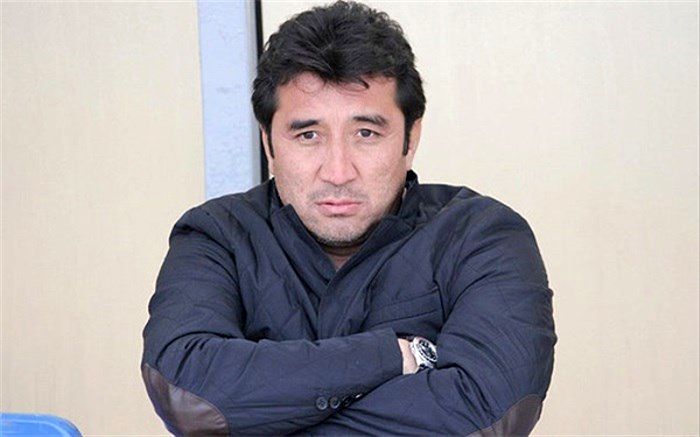 خداداد عزیزی از هدایت سپیدرود استعفا کرد