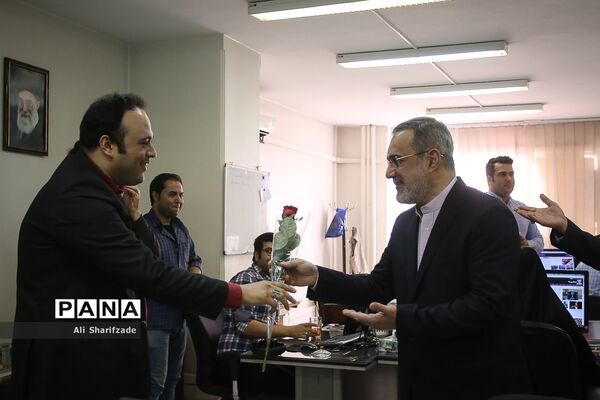 بازدید وزیر آموزش و پرورش از خبرگزاری پانا به مناسبت روز خبرنگار