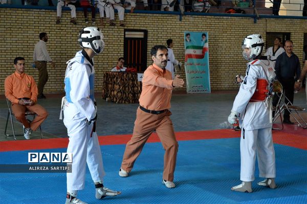 برگزاری مسابقات لیگ برتر تکواندو  خردسالان در شهر قدس