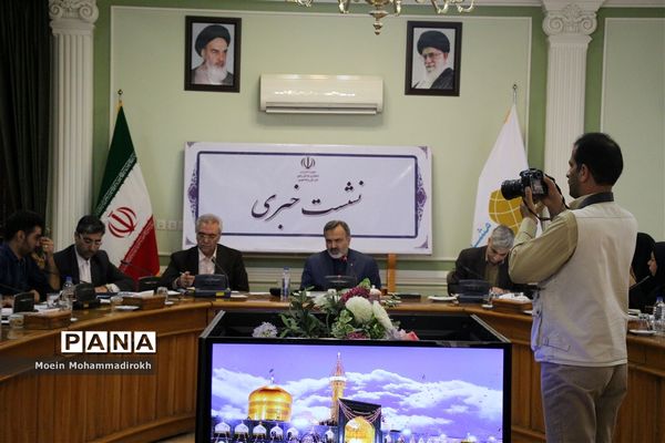 نشست خبری استاندار خراسان رضوی به مناسبت هقته دولت