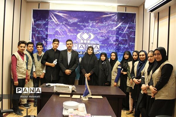 تقدیر مدیر سازمان دانش آموزی البرز از خبرنگاران پانا به مناسبت روز خبرنگار