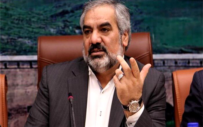 استاندار کردستان: رفتار با خانوادە شهدا و ایثارگران نباید شعارگونه باشد