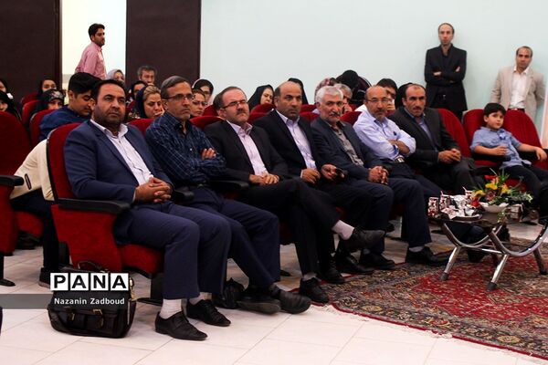 مراسم تجلیل از برگزیدگان علمی، قرآنی و رتبه های برترکنکور ناحیه دو تبریز