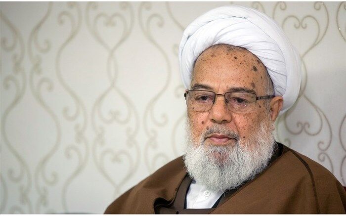 آیت‌الله ممدوحی: طلاب باید بیانات رهبر انقلاب را سرلوحه کار خود قرار دهند