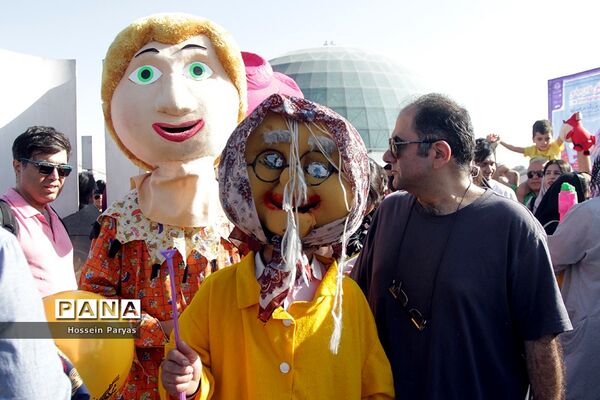 افتتاح هفدهمین جشنواره تئاتر عروسکی مبارک