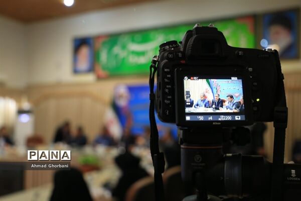 نشست خبری استاندار مازندران به مناسبت هفته دولت