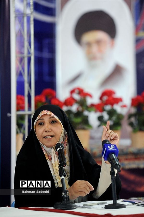 نشست های رسانه ای در نمایشگاه دستاوردهای آموزش و پرورش